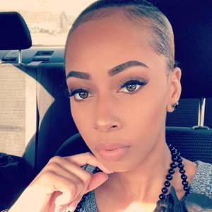 Meet your Posher, Marina